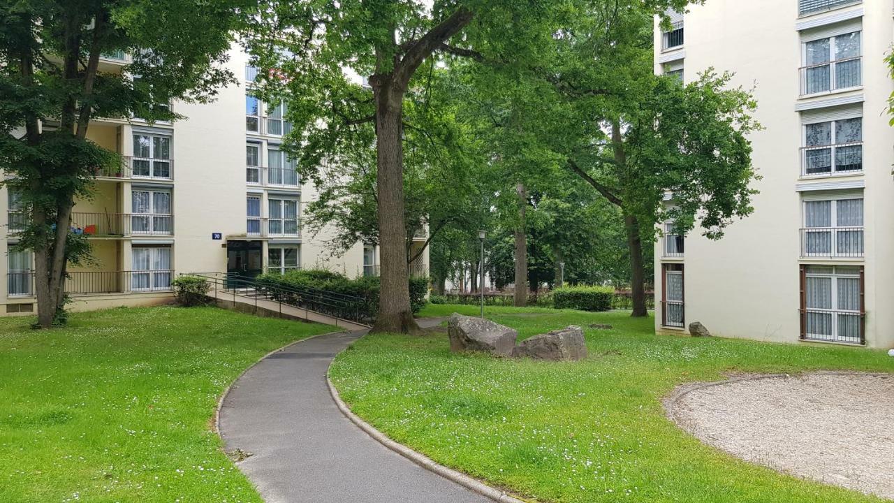 Studio En Face De La Foret De Fontainebleau Avon Zewnętrze zdjęcie